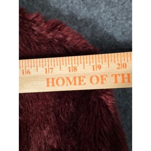 EXPRESS Burgundy Faux Fur Jacket Womens Size Small Zip Front Cropped Casualwear - Picture 6 of 10